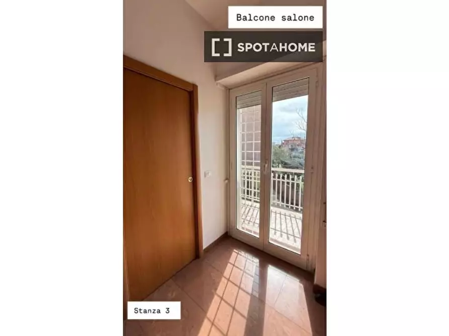 Immagine 10 di Appartamento in affitto  in Via Ascrea a Roma