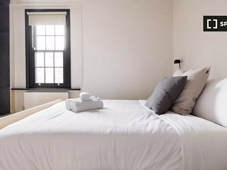 Immagine 15 di Appartamento in affitto  in Islington Park St a Islington