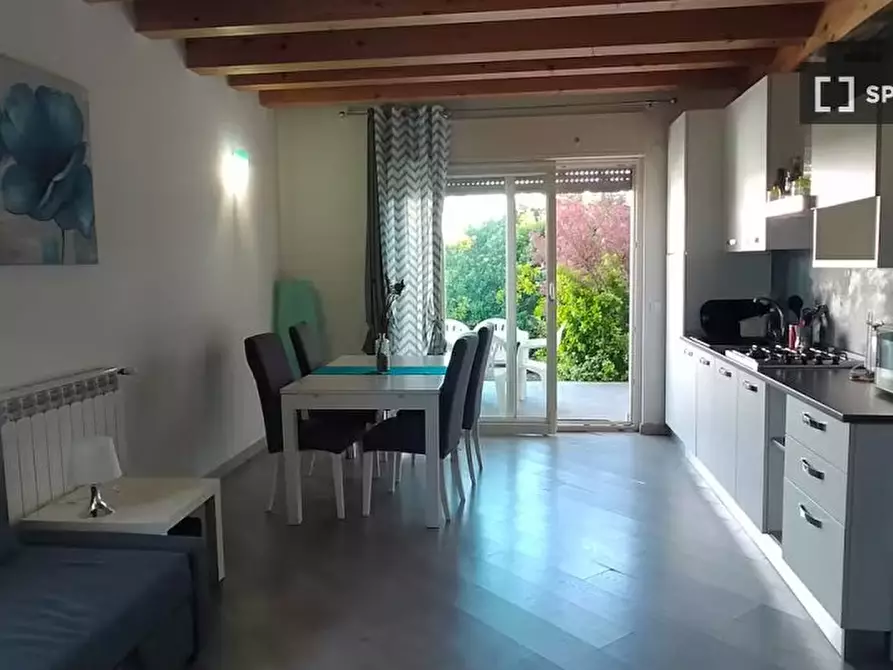 Immagine 2 di Appartamento in affitto  in Viale di Focene a Fiumicino