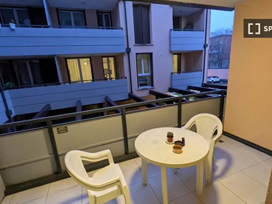 Immagine 10 di Camera condivisa in affitto  in Via Donato Creti a Bologna