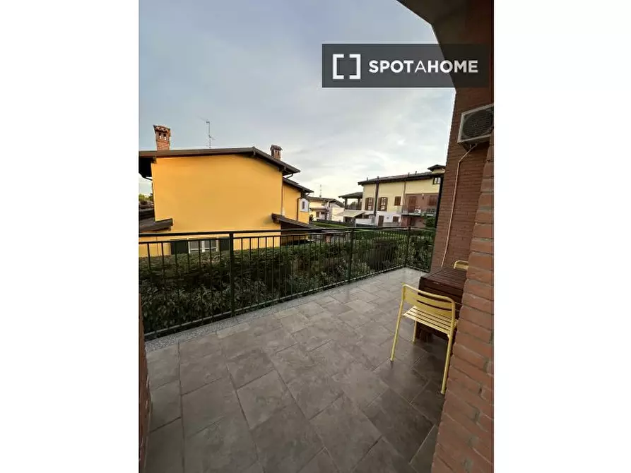 Immagine 7 di Camera condivisa in affitto  in Via delle Querce a Alagna