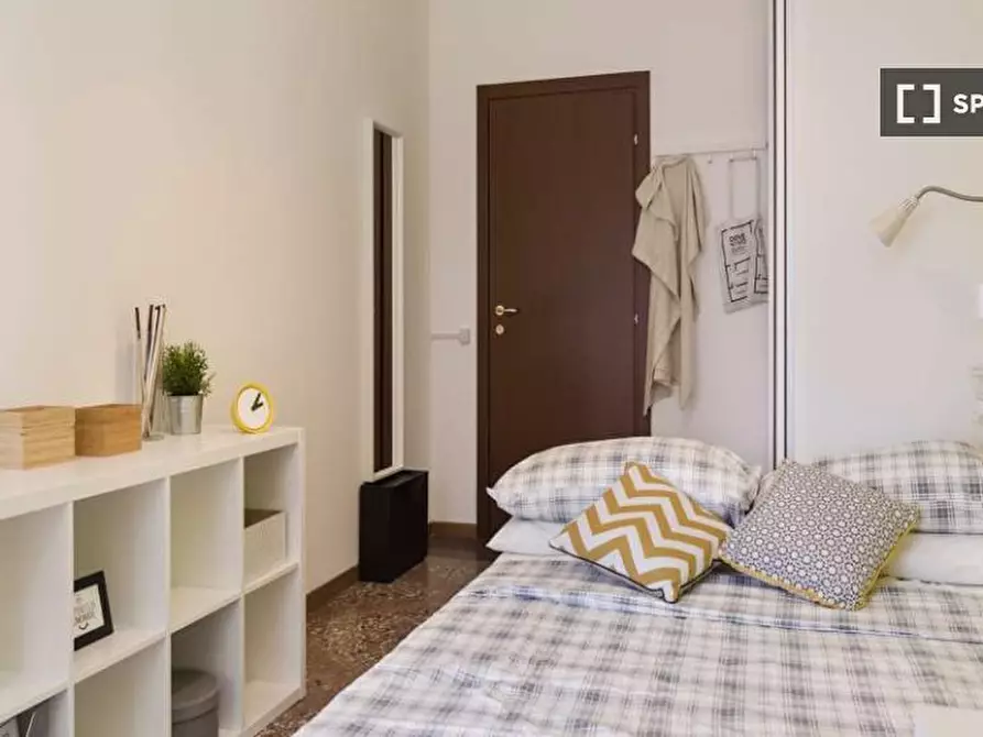 Immagine 1 di Camera condivisa in affitto  in Viale Giovanni Vicini a Bologna