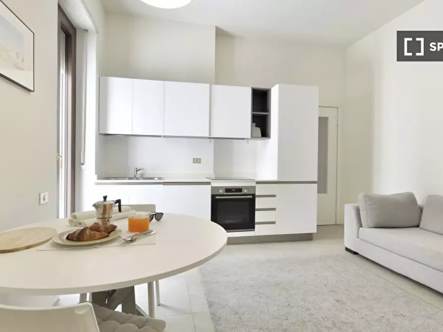 Immagine 11 di Ufficio in affitto  in Via Vincenzo Monti a Milano