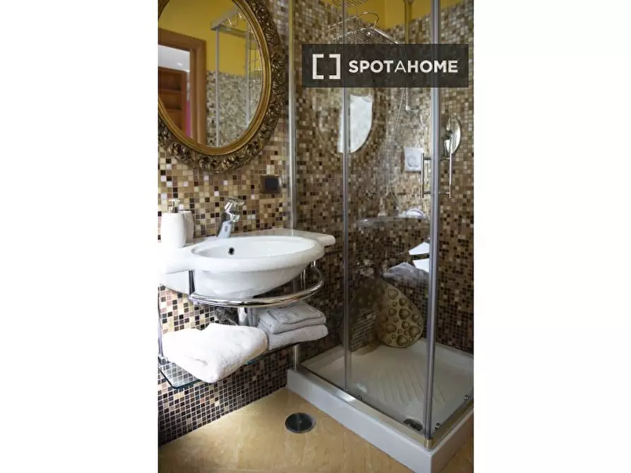 Immagine 3 di Appartamento in affitto  in Via Valle Borbera a Roma