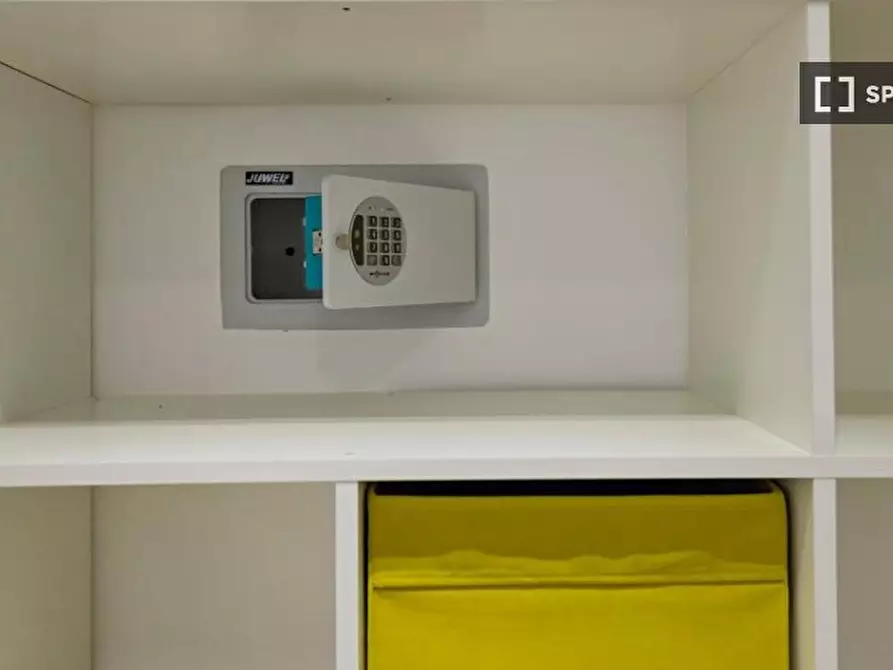 Immagine 9 di Appartamento in affitto  in Via Val Poschiavina a Milano