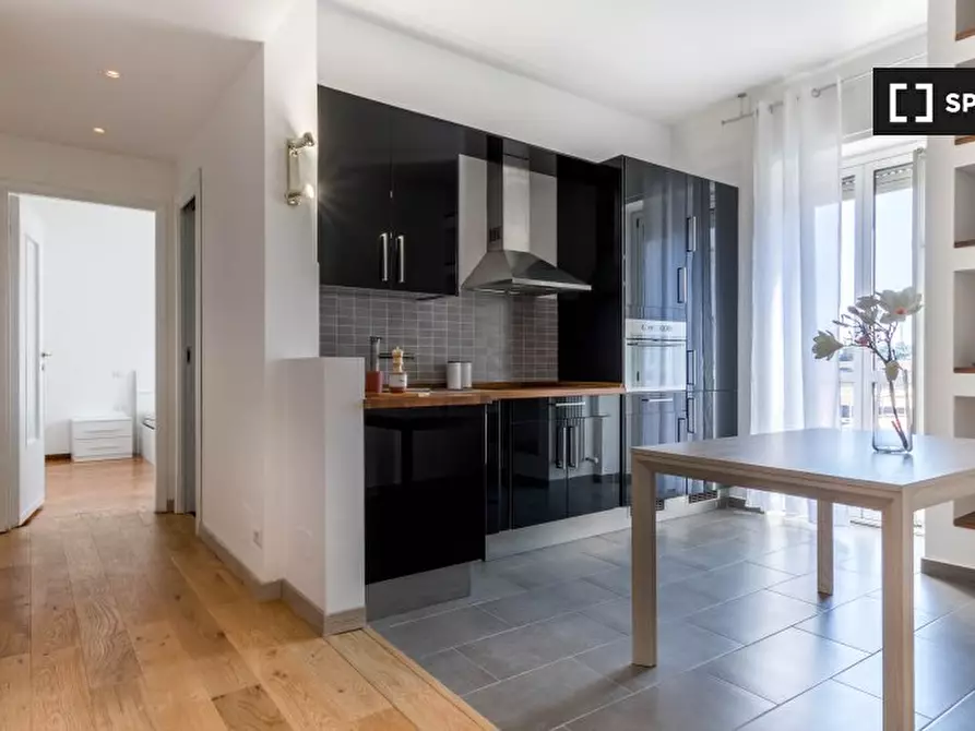 Immagine 9 di Camera condivisa in affitto  in Via Intra a Milano