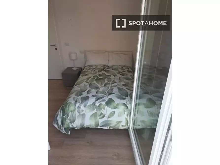 Immagine 2 di Camera condivisa in affitto  in Via Domenico Turazza a Padova