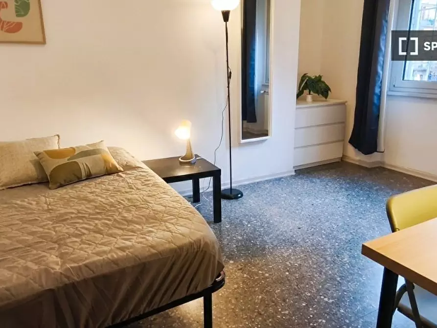 Immagine 1 di Camera condivisa in affitto  in Via Giulio Aristide Sartorio, 00147 Roma RM, Italy a Roma