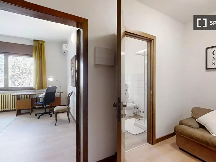 Immagine 7 di Camera condivisa in affitto  in VIA CERNAIA a Padova