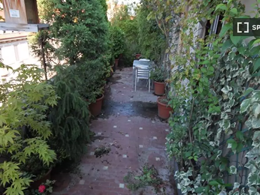 Immagine 14 di Camera condivisa in affitto  in Via Volterra a Milano