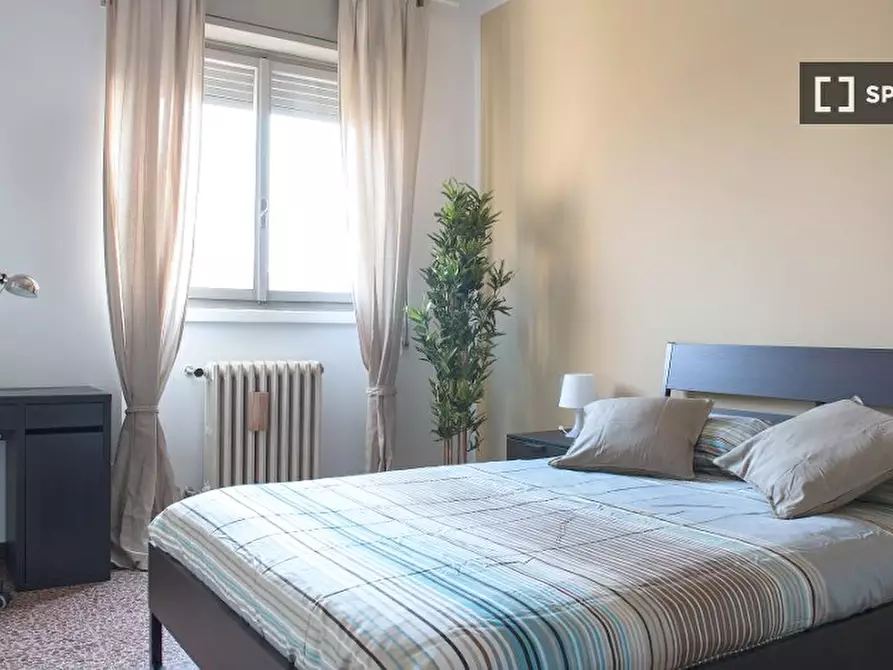 Immagine 1 di Camera condivisa in affitto  in Via Federico Engels a Milano