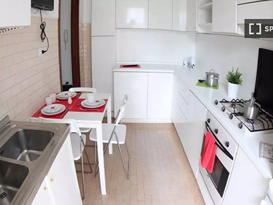 Immagine 6 di Camera condivisa in affitto  in Via dei Ciclamini a Milano