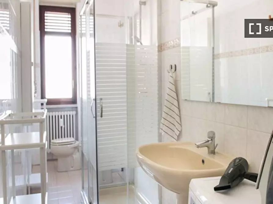 Immagine 15 di Camera condivisa in affitto  in Via San Francesco da Paola a Torino