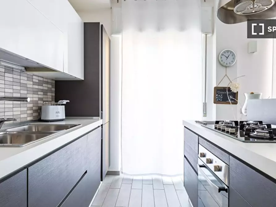 Immagine 14 di Appartamento in affitto  in Via Salve D'Esposito a Napoli