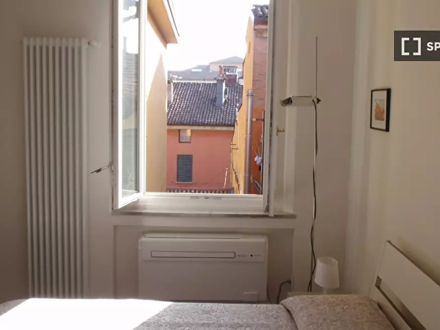 Immagine 5 di Appartamento in affitto  in Via d'Azeglio a Bologna