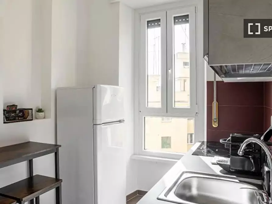 Immagine 2 di Appartamento in affitto  in Via Vercelli a Roma