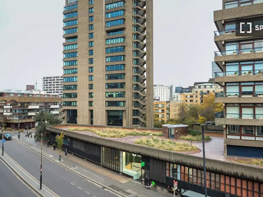 Immagine 16 di Appartamento in affitto  in Aldersgate St a Islington