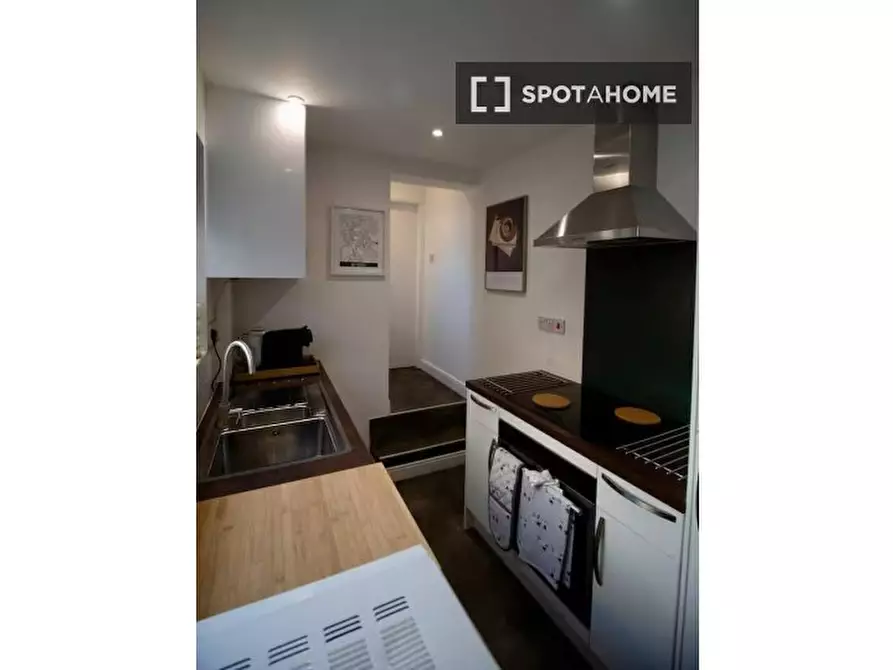 Immagine 1 di Appartamento in affitto  in Burgass Rd a 