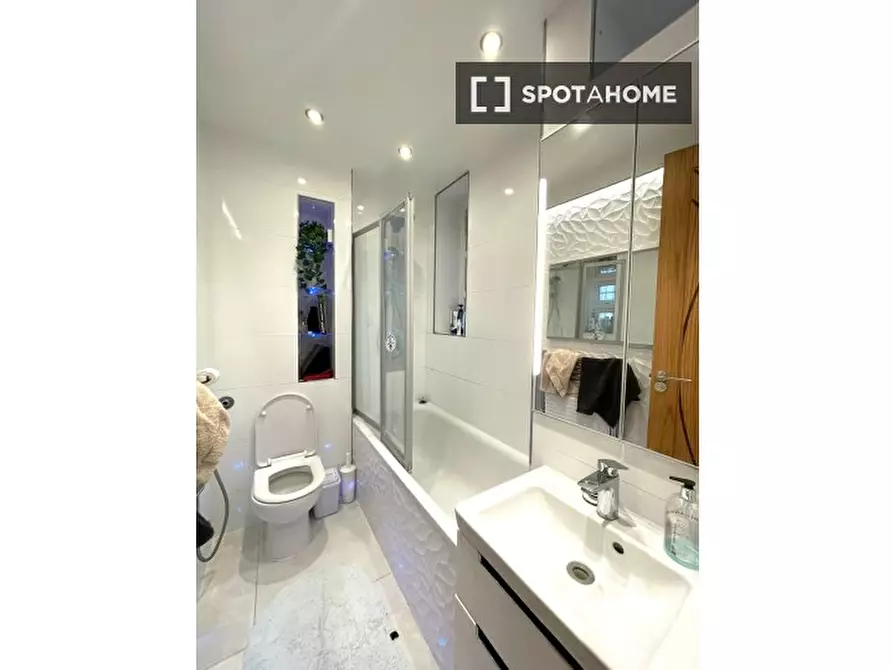 Immagine 5 di Appartamento in affitto  in Townshend Rd a Paddington