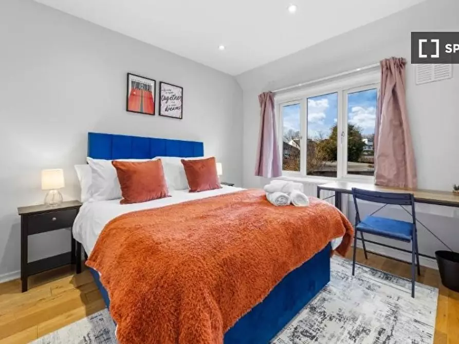 Immagine 19 di Appartamento in affitto  in Layfield Cres a Barnet