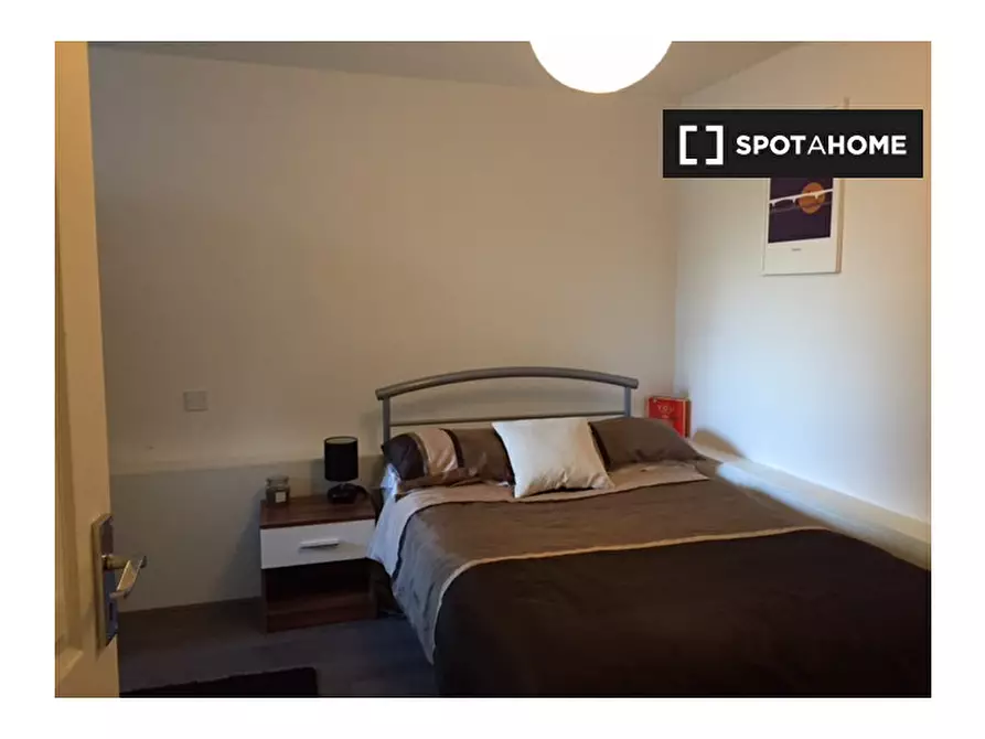 Immagine 4 di Camera condivisa in affitto  in Spey Street a Poplar