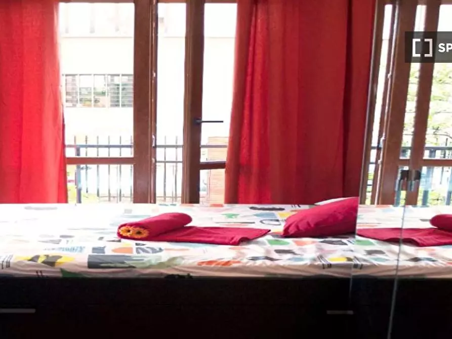 Immagine 5 di Camera condivisa in affitto  in Via Bassini a Milano