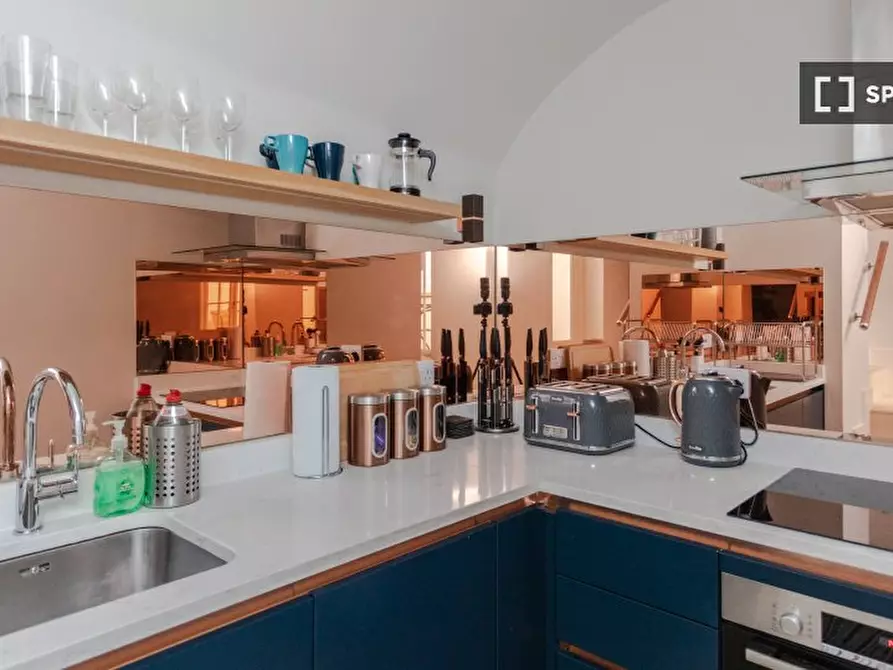 Immagine 17 di Appartamento in affitto  in Alderney St a 