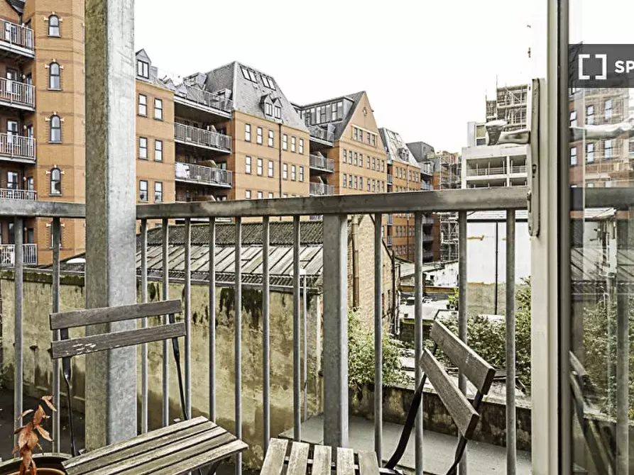 Immagine 6 di Appartamento in affitto  in New Road a Poplar