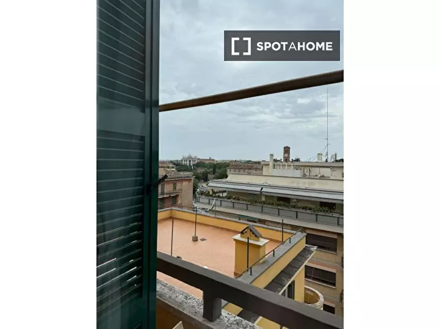 Immagine 6 di Appartamento in affitto  in Via Caltagirone a Roma