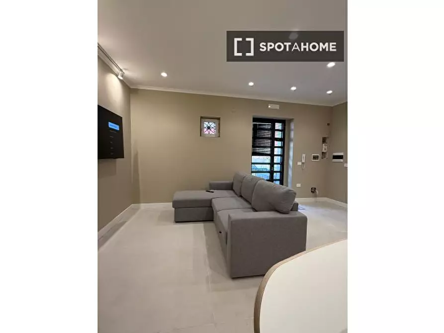 Immagine 4 di Ufficio in affitto  in Via Alessandro Manzoni a Napoli