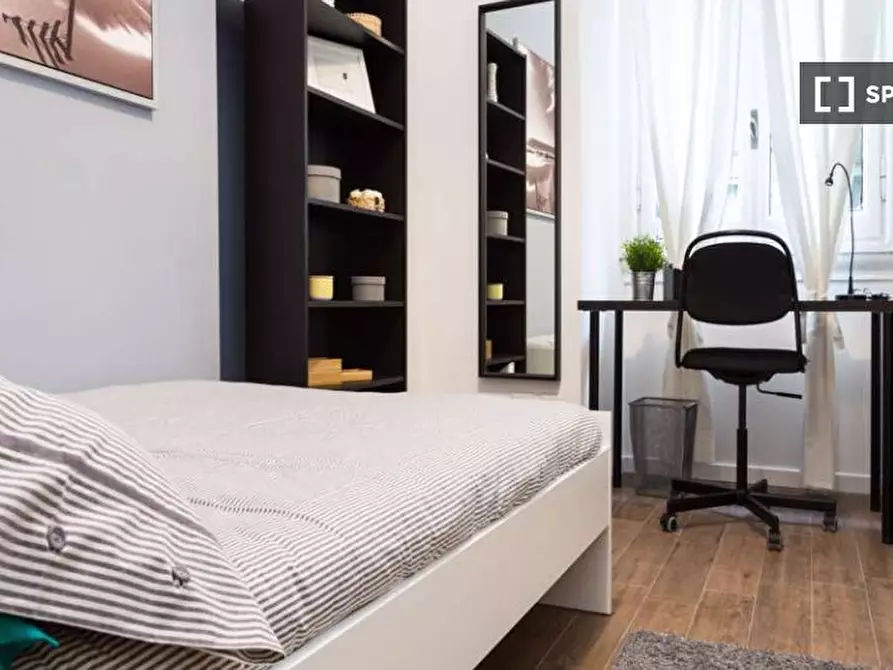 Immagine 2 di Camera condivisa in affitto  in Via Saverio Mercadante a Milano