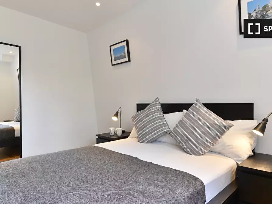 Immagine 14 di Appartamento in affitto  in Kentish Town Rd a Camden Town