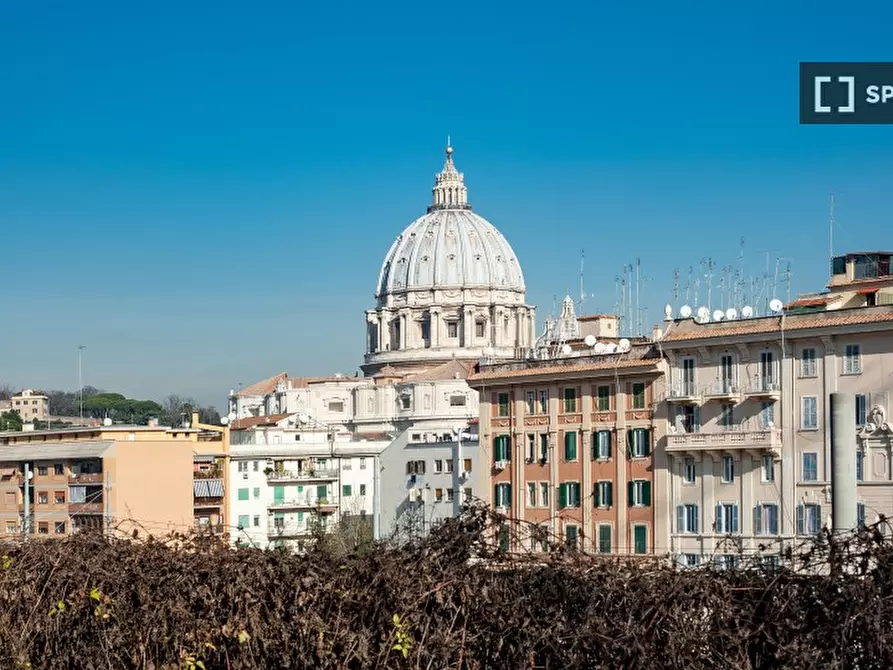 Immagine 1 di Ufficio in affitto  in Vicolo Monte del Gallo a Roma