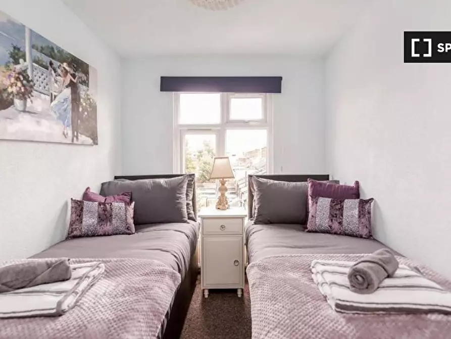 Immagine 10 di Appartamento in affitto  in Watford General Suites Apartment Loft a Watford