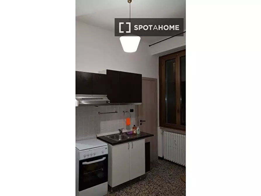 Immagine 3 di Camera condivisa in affitto  in Via Marsala a Sesto San Giovanni