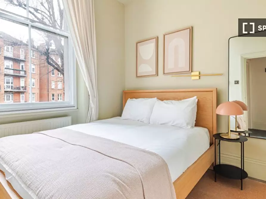 Immagine 16 di Appartamento in affitto  in Edith Grove a Kensington
