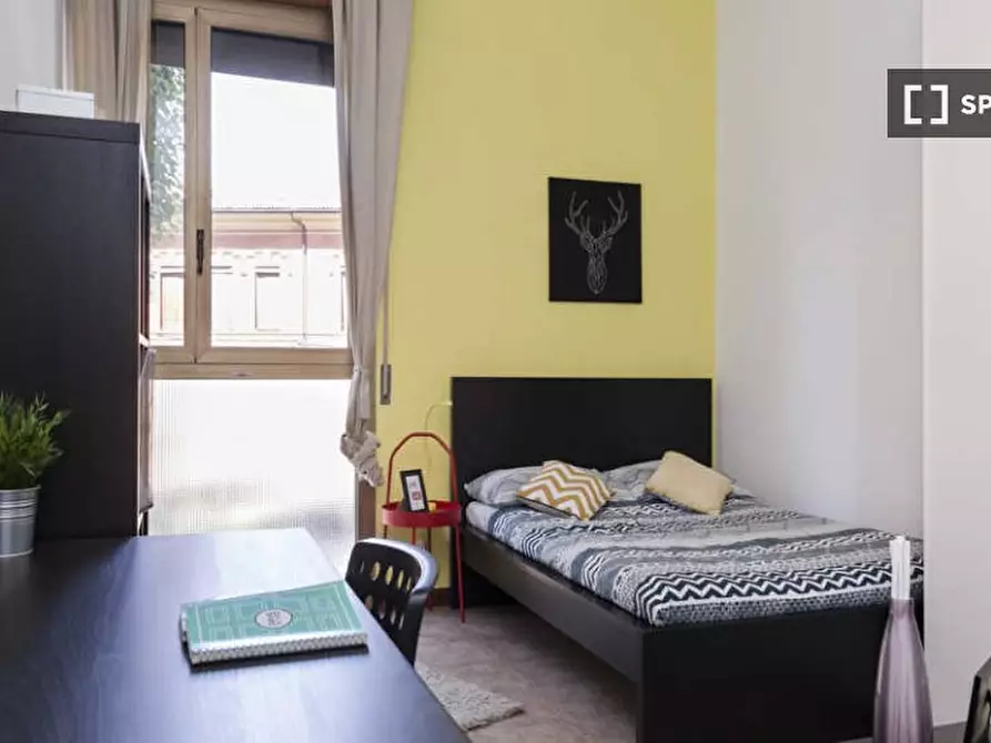 Immagine 2 di Camera condivisa in affitto  in Viale Giovanni Vicini a Bologna