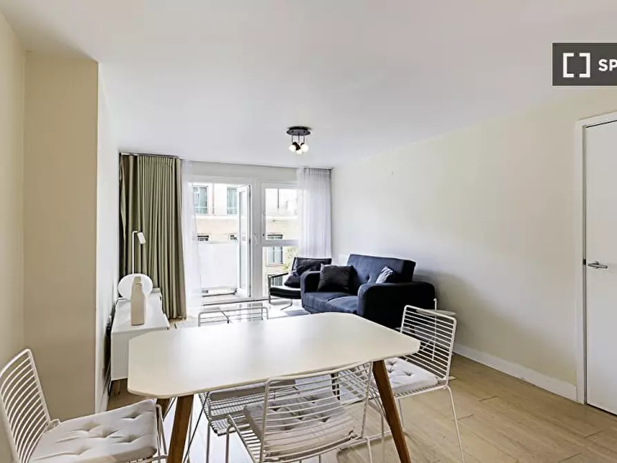 Immagine 9 di Appartamento in affitto  in Flat a 