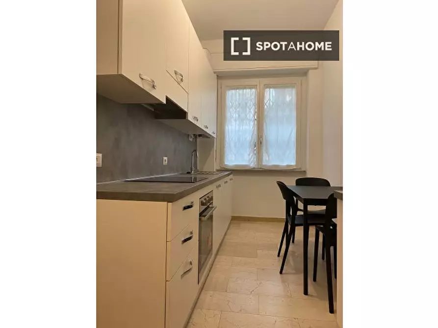 Immagine 1 di Appartamento in affitto  in Via Alberto Caroncini a Milano