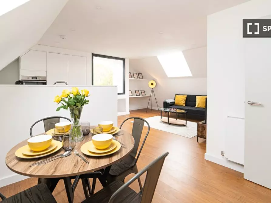 Immagine 1 di Appartamento in affitto  in Queens Rd a Walthamstow