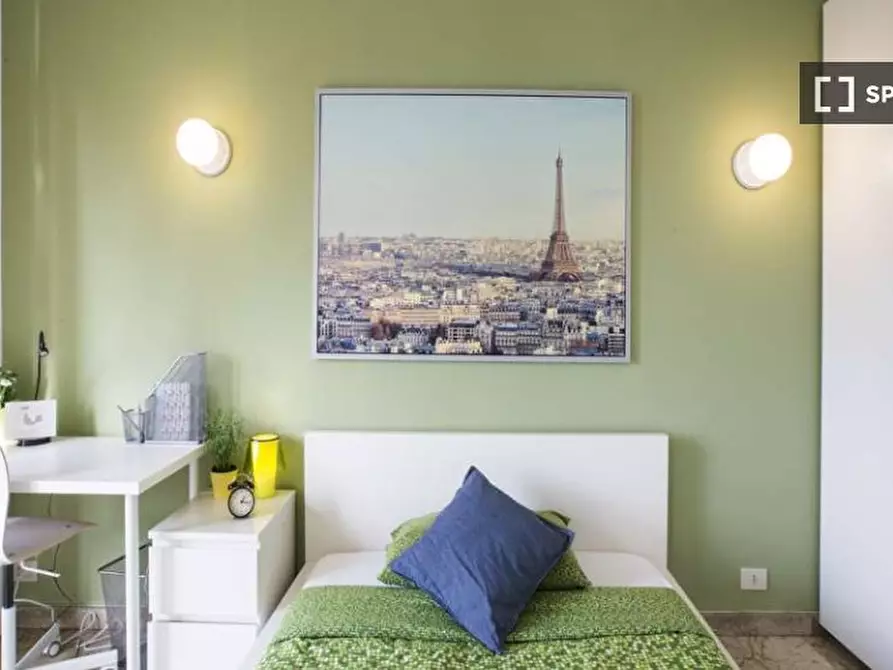 Immagine 1 di Camera condivisa in affitto  in Via Don Carlo Gnocchi a Milano