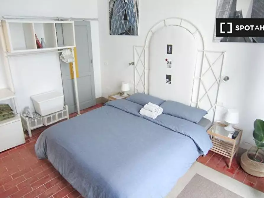 Immagine 9 di Appartamento in affitto  in Lungarno Amerigo Vespucci a Firenze