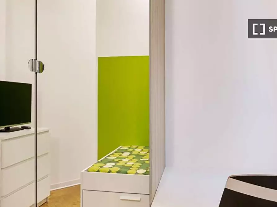 Immagine 2 di Camera condivisa in affitto  in Corso di Porta Vittoria Milan a Milano