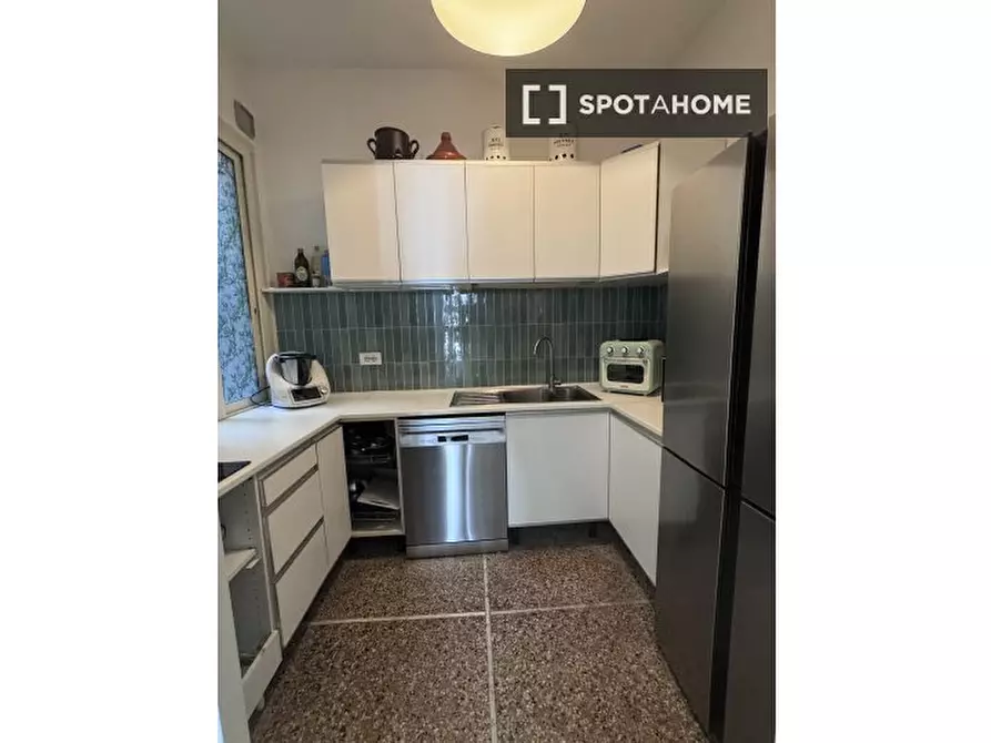 Immagine 5 di Appartamento in affitto  in Via Tolero a Roma