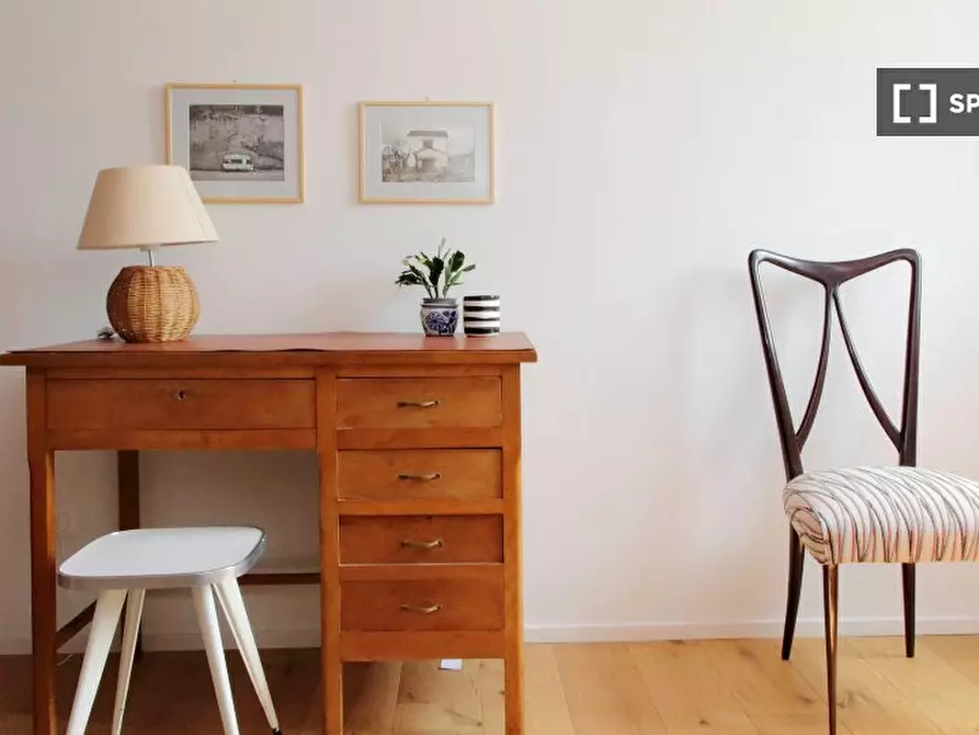 Immagine 16 di Appartamento in affitto  in Via Orti d'Alibert a Roma