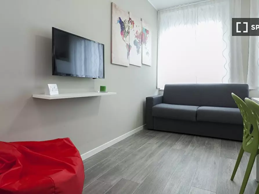 Immagine 9 di Appartamento in affitto  in Piazzale Luigi Cadorna a Milano