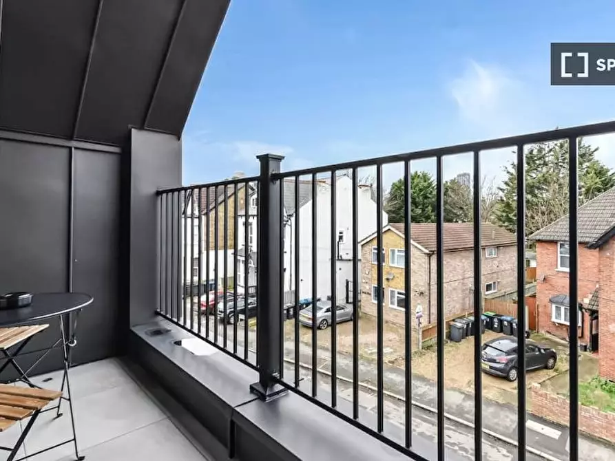 Immagine 7 di Appartamento in affitto  in Vincent Rd a Croydon
