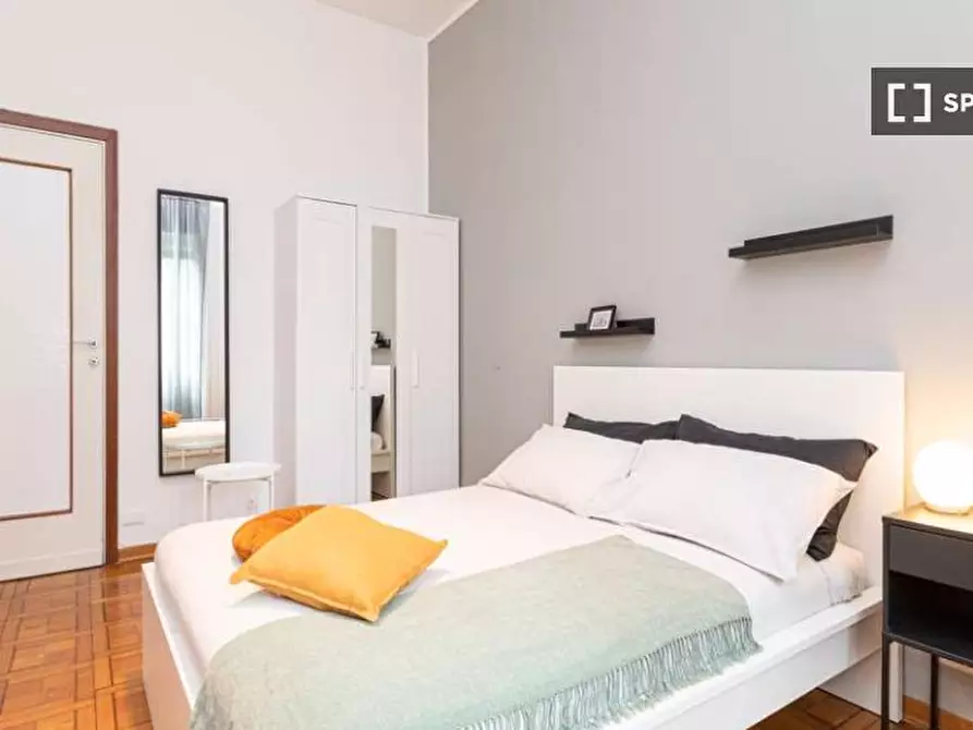 Immagine 4 di Camera condivisa in affitto  in Viale Emilio Caldara a Milano