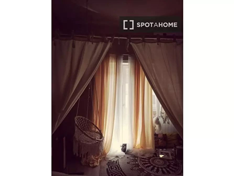 Immagine 3 di Camera condivisa in affitto  in Viale di Trastevere a Roma