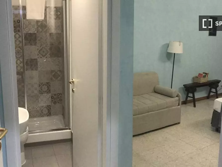 Immagine 7 di Camera condivisa in affitto  in Via Cipro a Roma